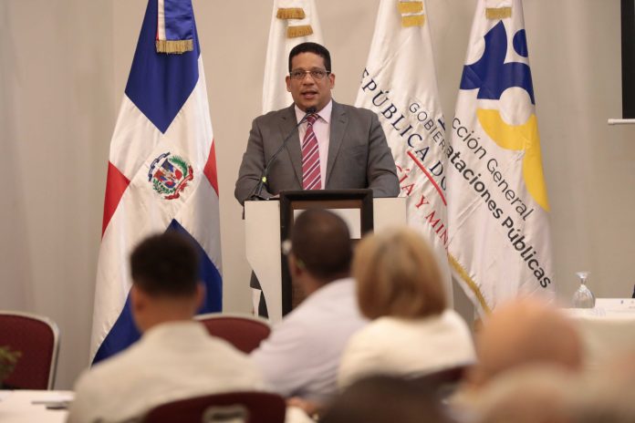 CARLOS 5