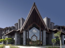 Lopesan Hotel Group inaugura tres nuevos resorts en Punta Cana y consolida su expansión en el Caribe El proyecto arquitectónico, desarrollado junto a HKS Architects, integra el agua y la naturaleza como elementos vertebradores de la experiencia del huésped
